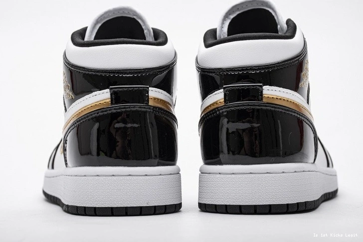 Mid Jordan Gold 1   852542-007 Patent Black White 0322